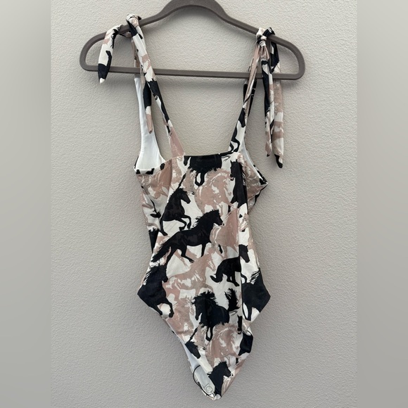 Beach Riot - Sydney One Piece - Taupe Horse - Size Small - NWOT - Picture 5 of 7